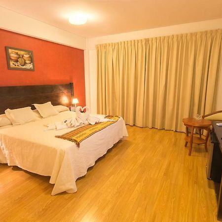 Hotel Las Maras Puerto Madryn Ngoại thất bức ảnh