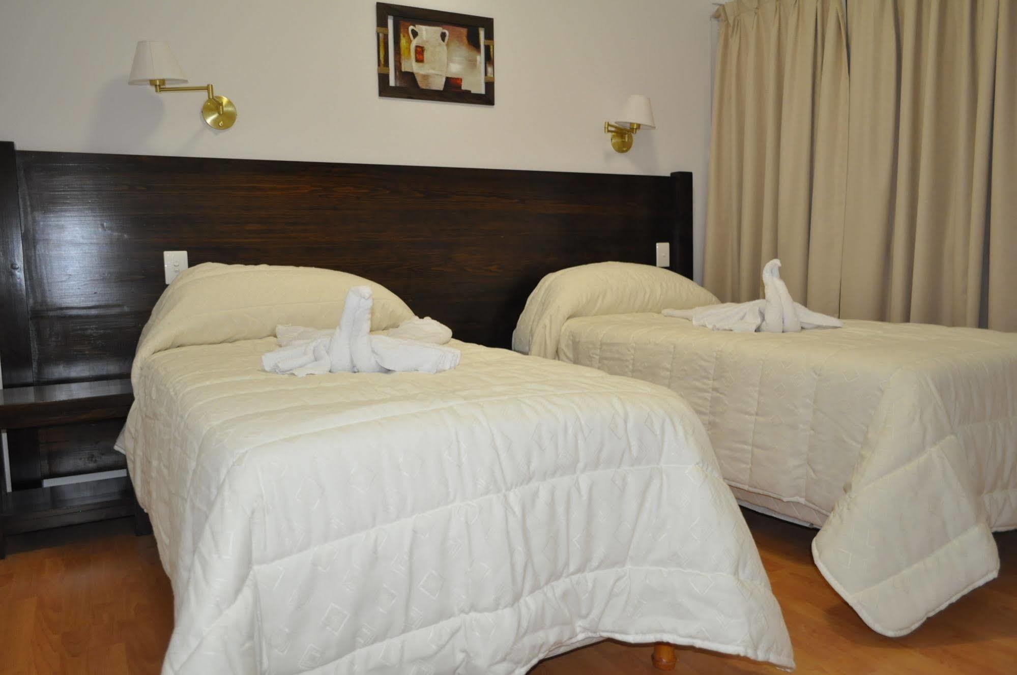 Hotel Las Maras Puerto Madryn Ngoại thất bức ảnh