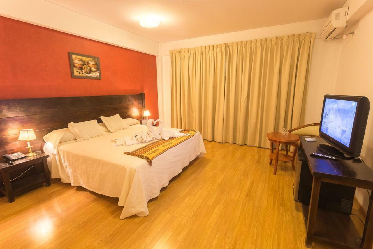 Hotel Las Maras Puerto Madryn Ngoại thất bức ảnh
